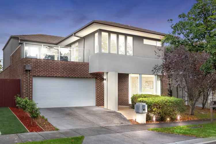 Exceptional Family Living in the Prestigious Forest Ridge Estate