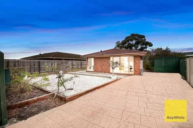 House For Sale , 17, Kathleen Crescent, Melbourne, Victoria