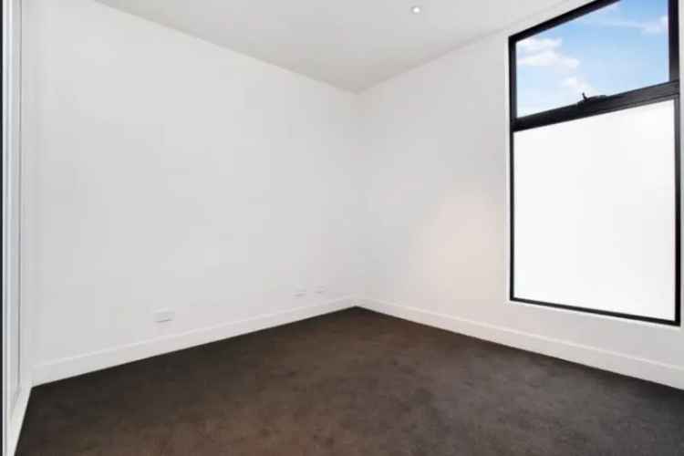 1 room apartment of 155 m² in Melbourne