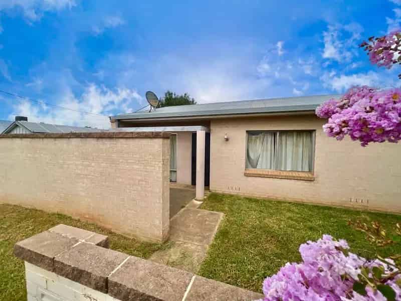 Ray White Real Estate Parkes
