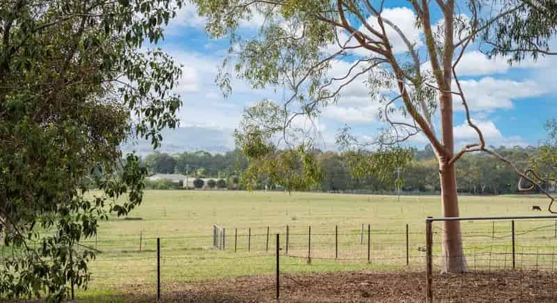 Rural property For Rent , Table Top, New South Wales