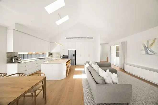 House For Sale in Sydney, New South Wales