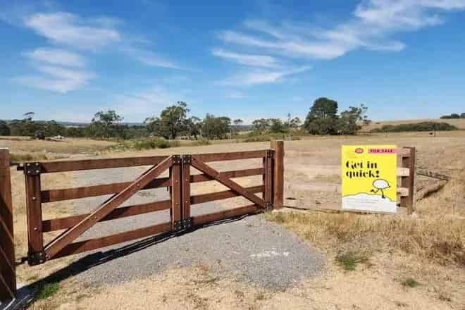 Land For Sale , 21, Davey Close, Bendigo, Victoria