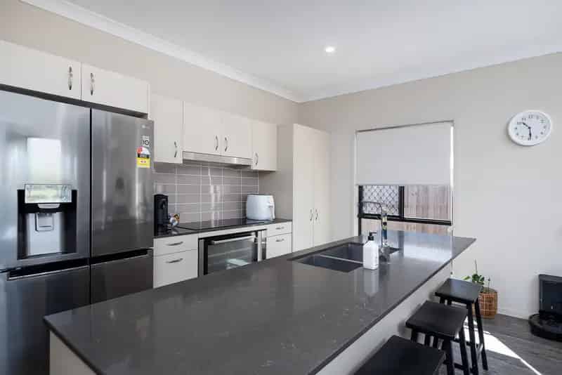 Stunning Family Home in Prime Ormeau Location!