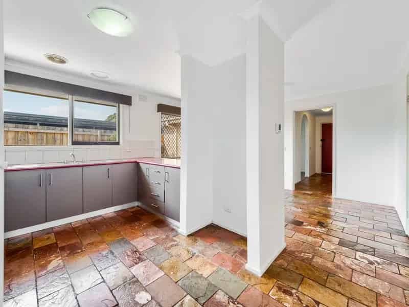 INSTANT APPEAL FOR RENOVATORS, FIRST-TIME BUYERS, AND INVESTORS