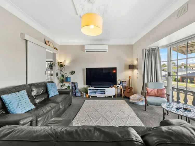 Ballarat North Family Home - Updated 3 Bed, Investment Opportunity