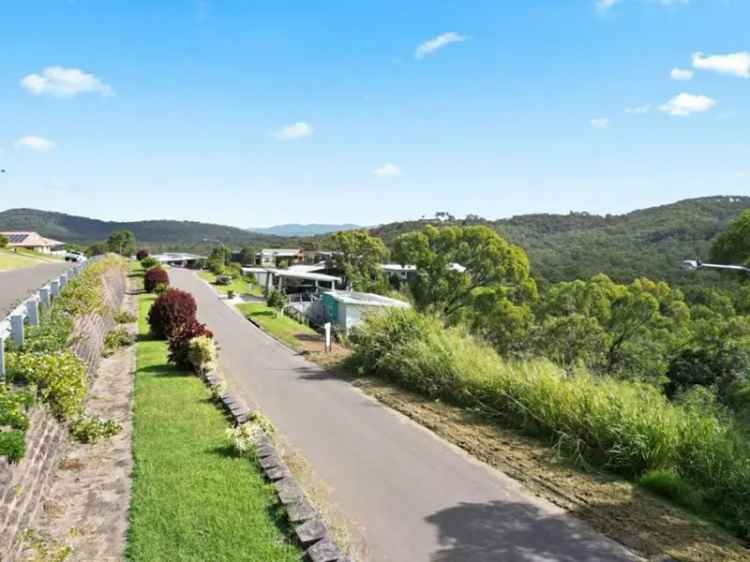 Horizon Heights: Elevated Land with Ocean Views