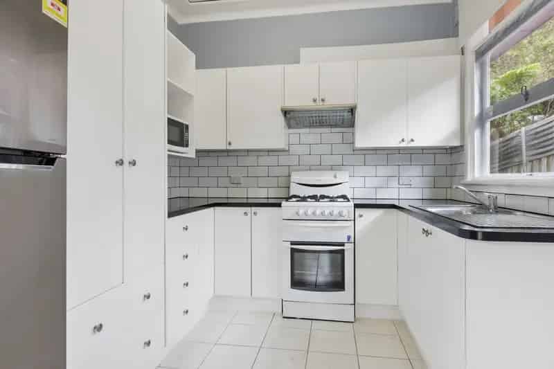 4 rooms house of 287 m² in Sydney