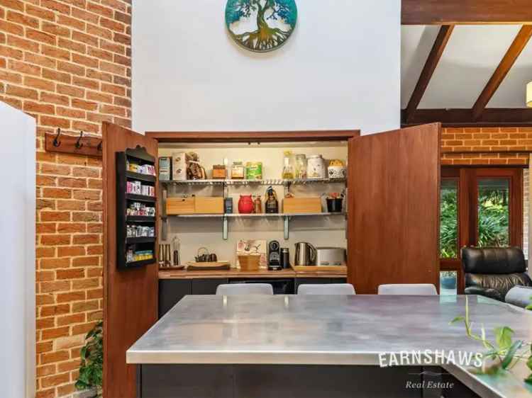 House For Sale in Shire Of Mundaring, Western Australia