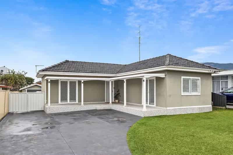 Real Estate For Sale - 7 Balfour Street - Fairy Meadow , NSW