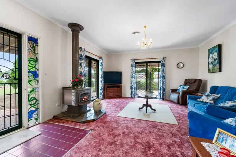 Buy House in Pittsworth with Generous Backyard and Family Features