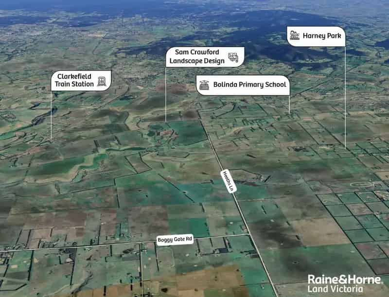Buy Lifestyle Investment Property Near Sunbury with 44 Acres of Land