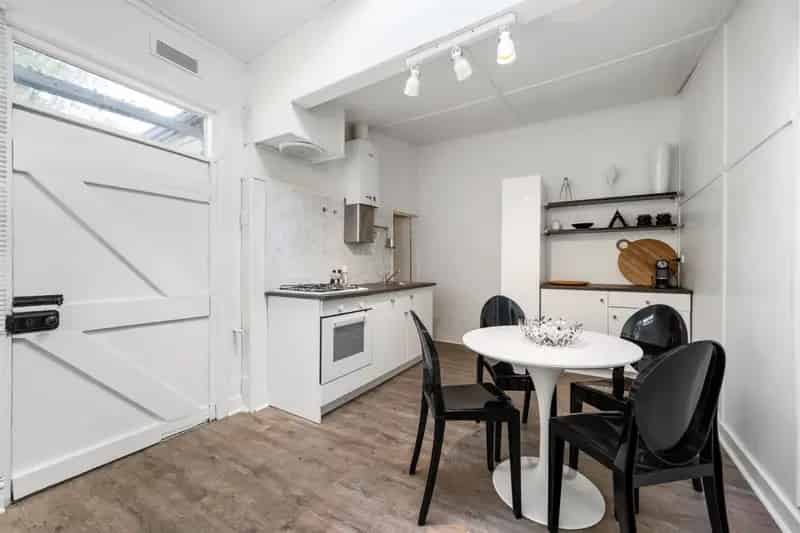 House For Rent , 25, Mountain Street, Melbourne, Victoria