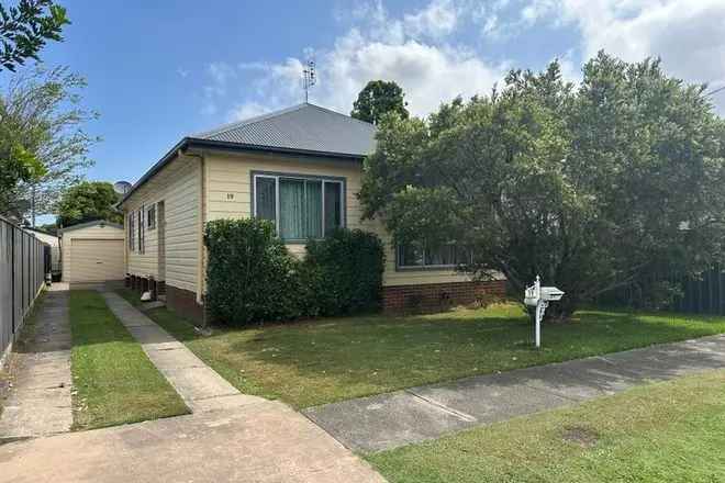 House For Rent in Newcastle-Maitland, New South Wales