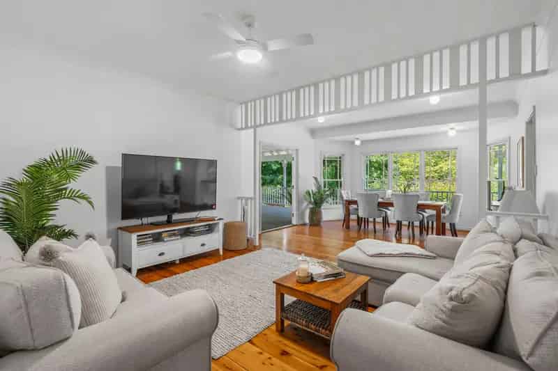 4.3 Acre Horse Property with a Quintessential Queenslander Featuring Swimming Pool, Wendy House and Shed.