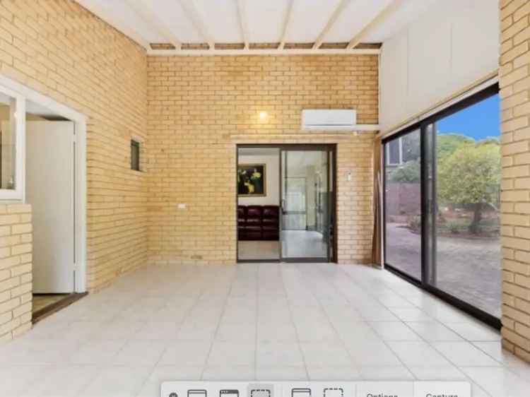 House For Rent in City of Melville, Western Australia