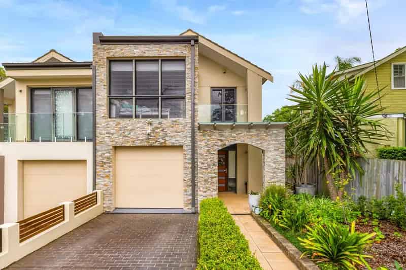 Impressive residence in a prime locale