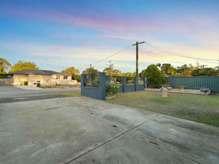 Character Home with Pool Near Rockingham