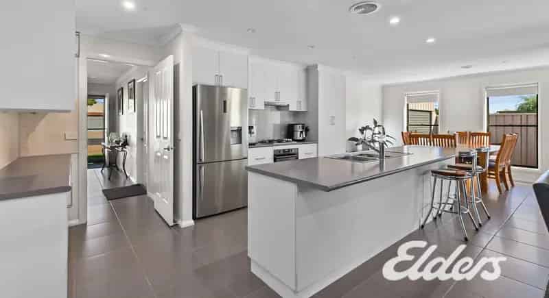 House For Sale , 14, Lakeviews Circuit, Yarrawonga, Victoria