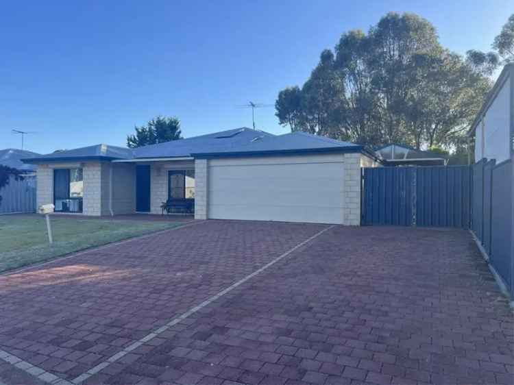 House For Sale in Mandurah, Western Australia