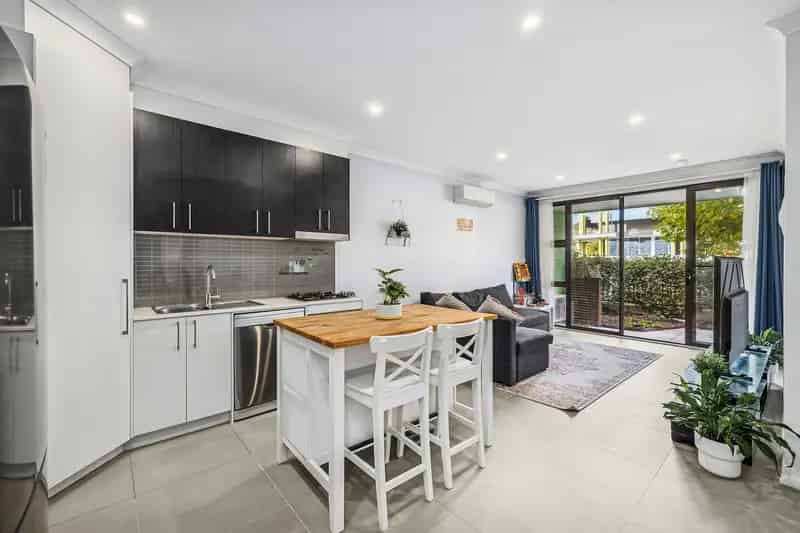 Real Estate For Sale - 8/48 Abena Avenue - Crace , ACT