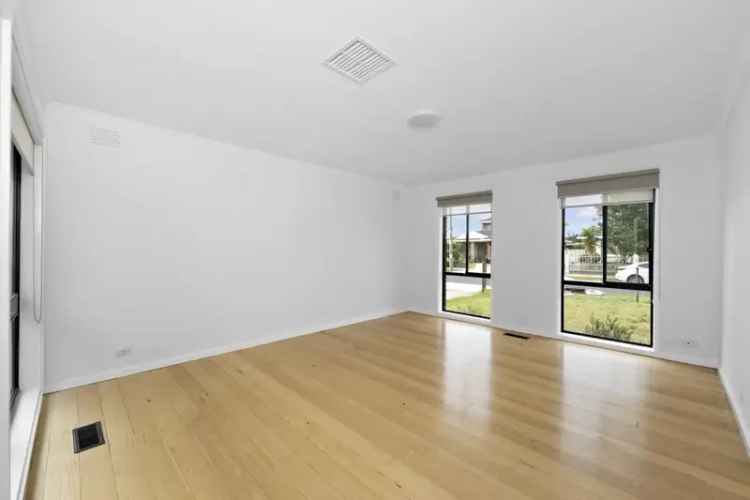 2 Bedroom House 239m² Melbourne City Edge Living