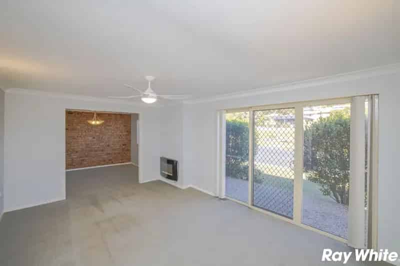4 BEDROOM HOME IN A FANTASTIC LOCATION!