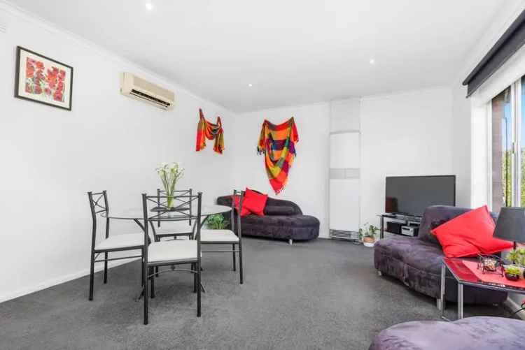 2 Bedroom Townhouse in Boronia