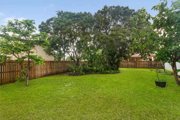 4 rooms house of 238 m² in Townsville City