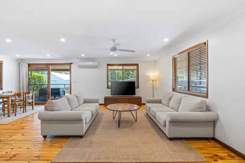 Versatile Family Home with Huge Shedding, Home Office & Room for All the Toys!