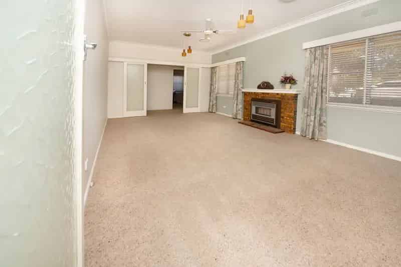 Buy house in Sea Lake with four bedrooms and spacious garden