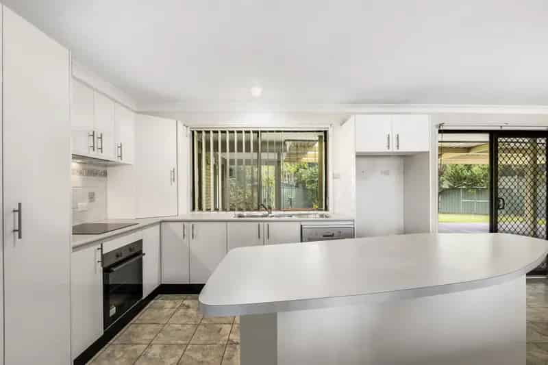 For Lease Stunning Four Bedroom House in Woodbine with Large Backyard