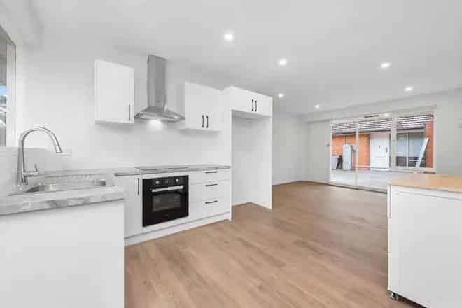 Apartment For Rent , Melbourne, Victoria