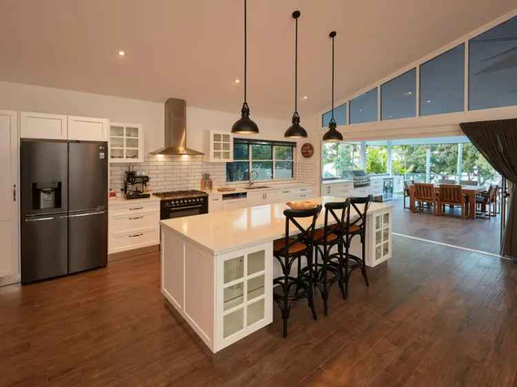 House For Sale in Cairns Regional, Queensland