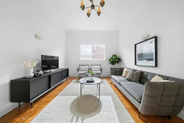 Lease a Character Residence in Dulwich Hill with Spacious Living Areas