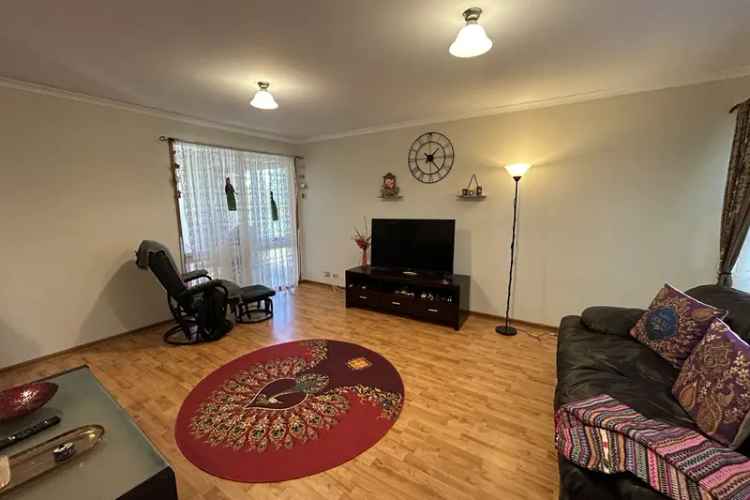 House For Rent in 11, Rebecca Court, Melbourne, Victoria