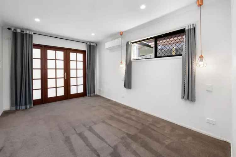 House For Rent in 13, Gower Street, Brisbane City, Queensland