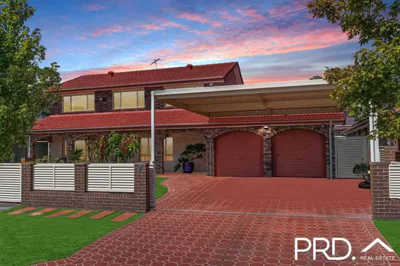 RENOVATE & SPACIOUS  FAMILY ABODE