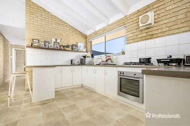 House For Sale in Geraldton, Western Australia