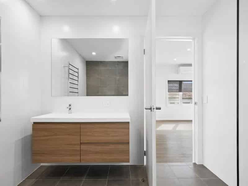Real Estate For Lease - 32 Hillcrest Street - Terrigal , NSW