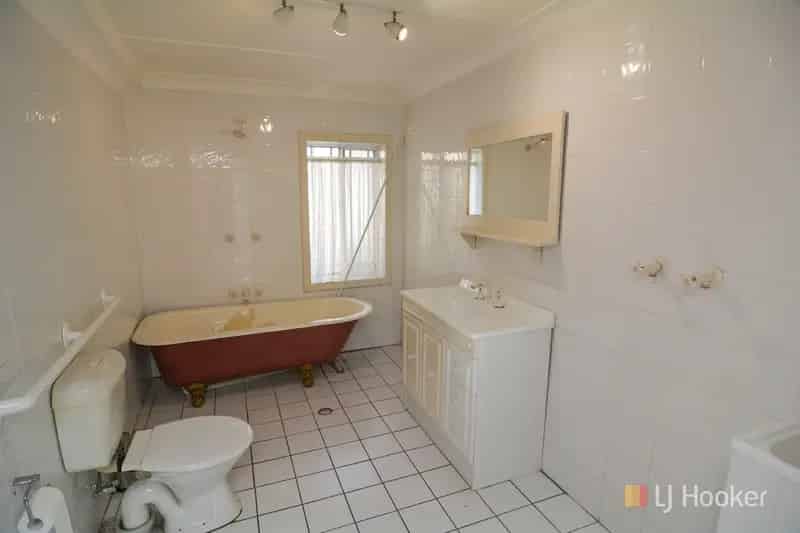 House For Sale , 20, Lithgow Street, Lithgow, New South Wales