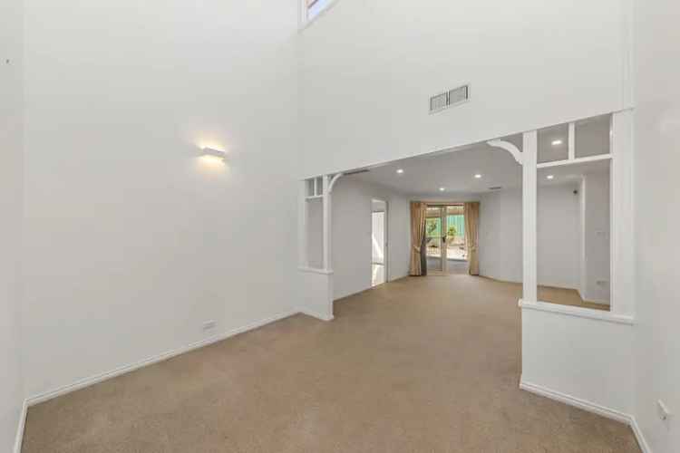 House For Rent in District of Tuggeranong, Australian Capital Territory