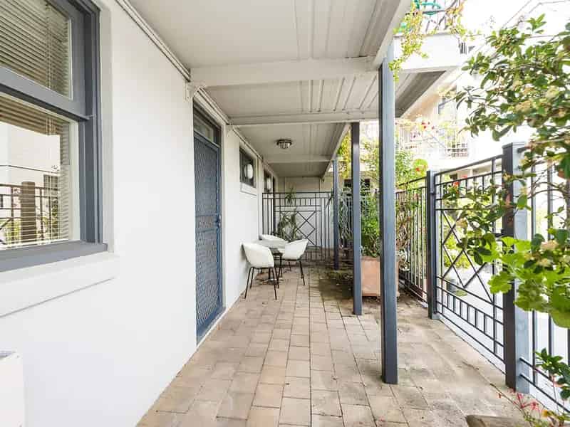 1 room apartment of 166 m² in Melbourne