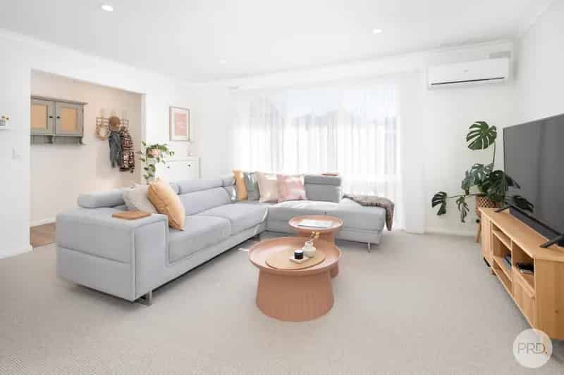 Stunning Family Home with Versatile Living Options