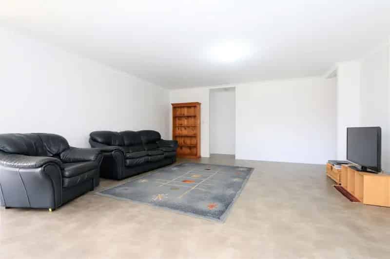 15 Kelston Way, Australind WA 6233 - House For Lease