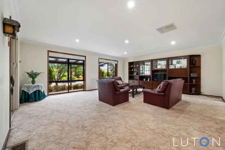 House For Rent in District of Weston Creek, Australian Capital Territory