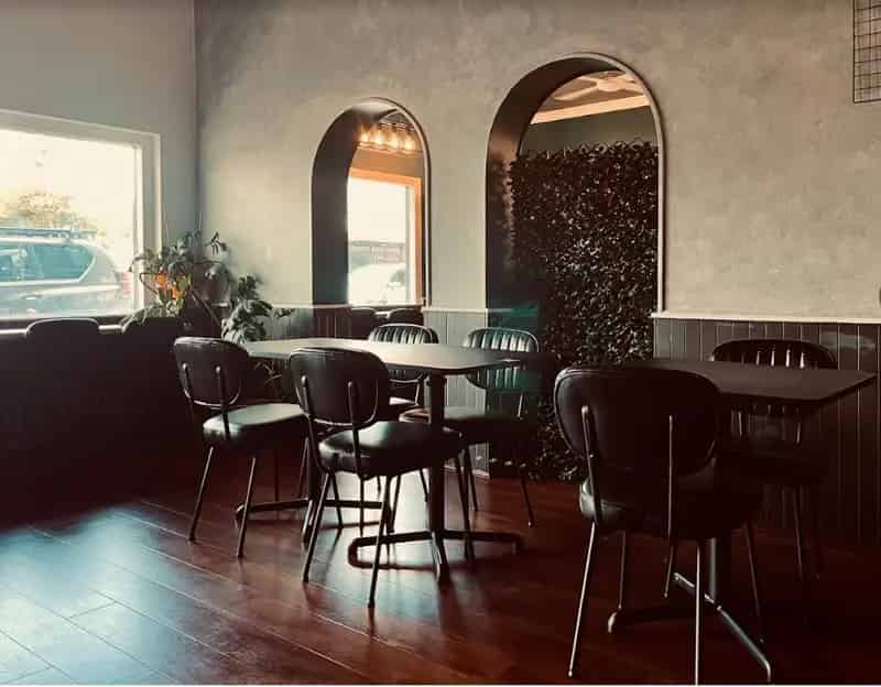 Modern Restaurant in Prime Perth Location with low rent