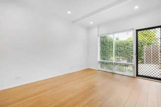 Apartment For Rent , 40, Edward Street, Melbourne, Victoria