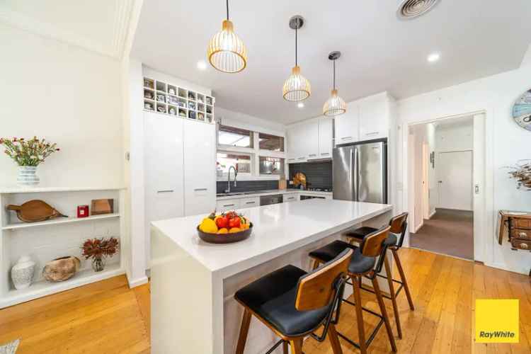 A Contemporary Gem in Quarry Hill