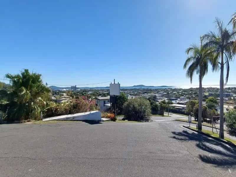 Buy Motel Property in Gladstone with DA for Expansion